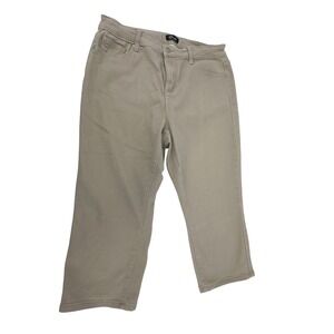 Taylormade‎ Women's Golf Capri Pants Size 14 Beige Cropped Casual Everyday